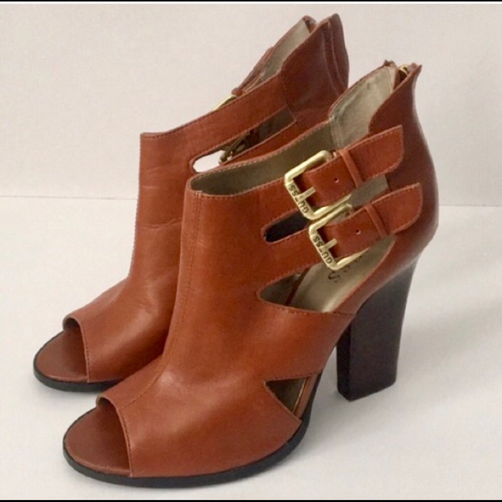 Guess brand ankle bootie - Size 8